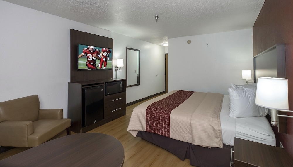 Red Roof Inn Columbus - Hebron 7/22