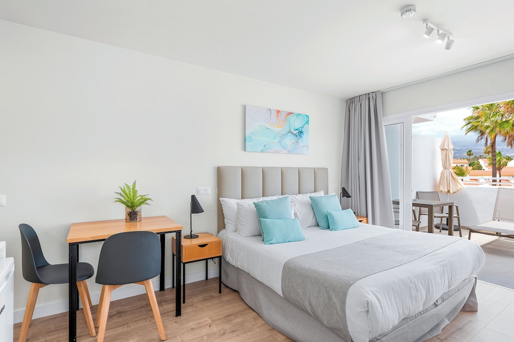 Wyndham Residences Golf del Sur 20/82