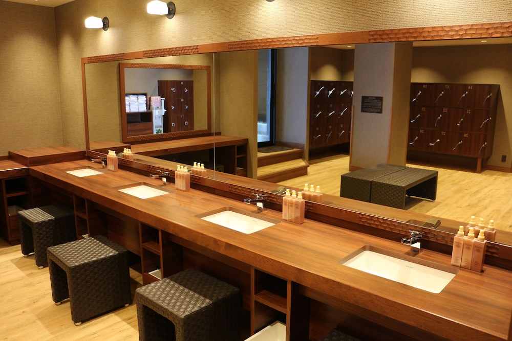 Infinito Hotel and Spa Nanki Shirahama (ex Green Hill Shirahama Hotel) 35/45