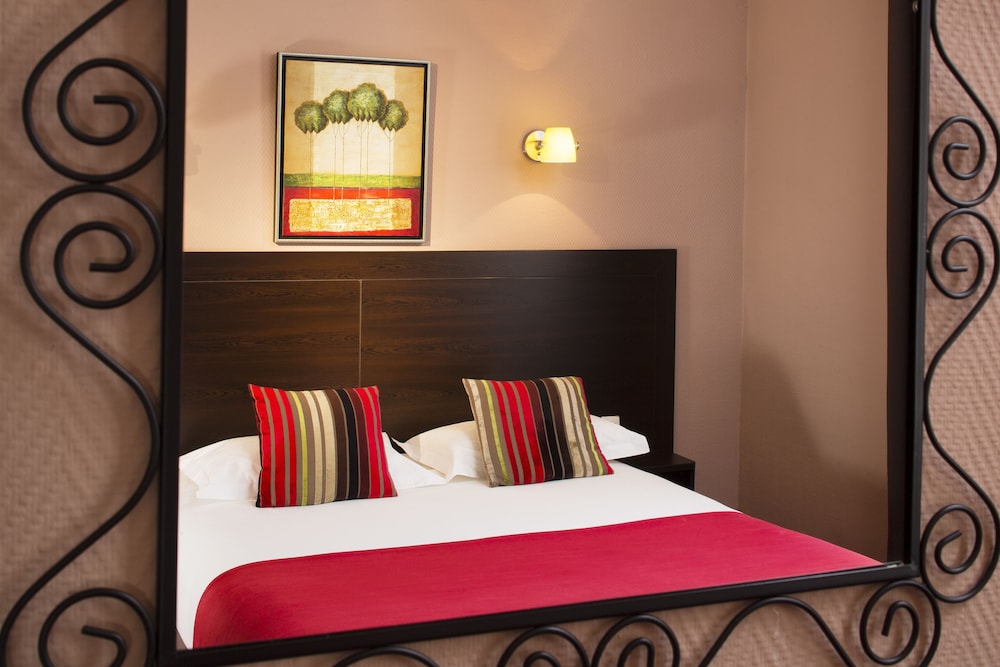 Hotel Chatillon Montparnasse 50/57