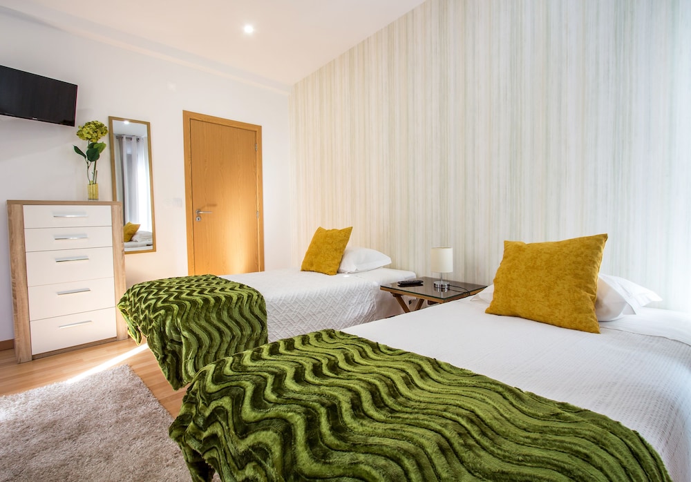 Central Guest House 13/50