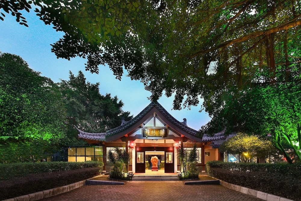 Guilinyi Royal Palace 5/50
