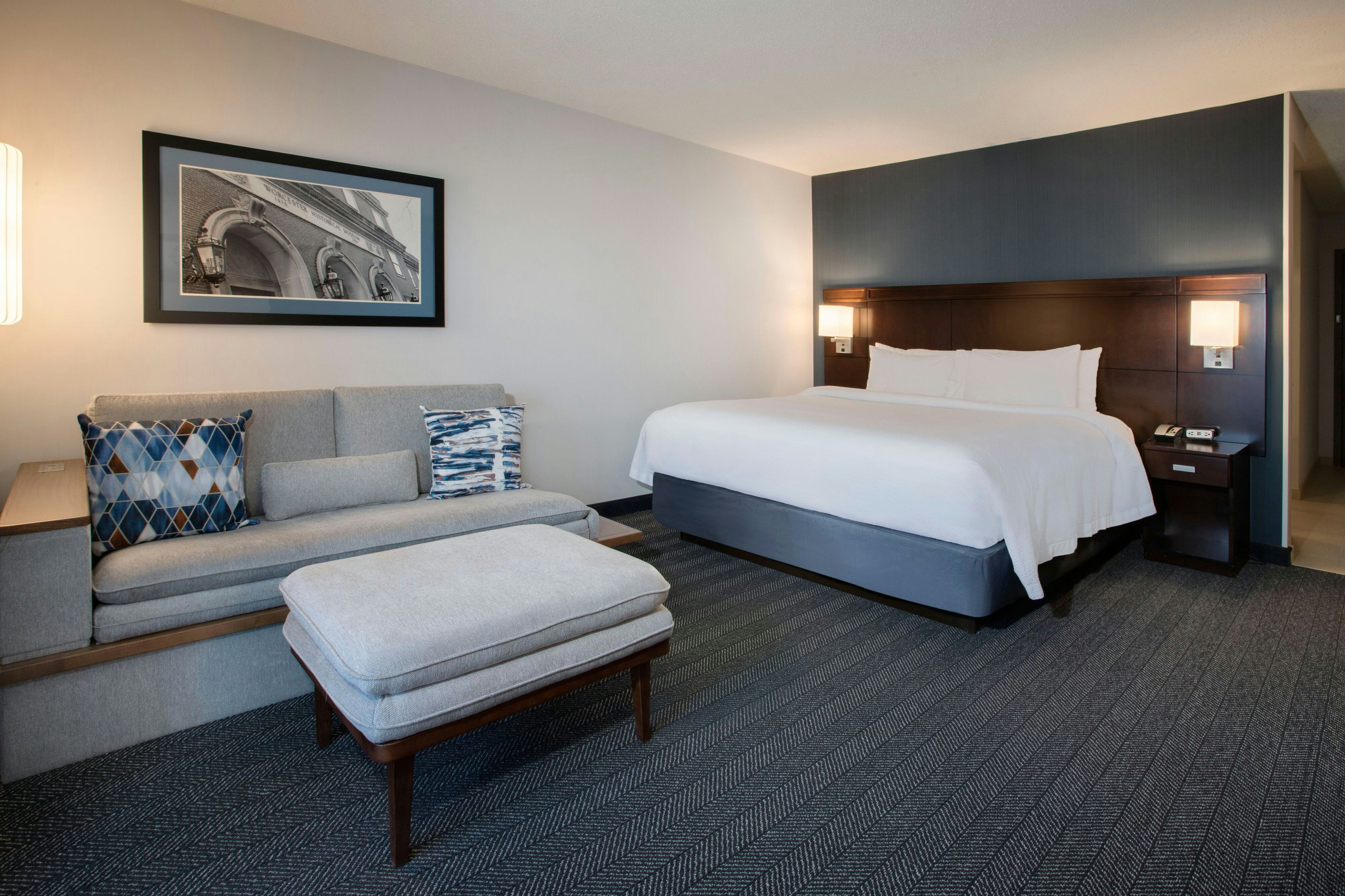 Courtyard by Marriott Worcester 12/45