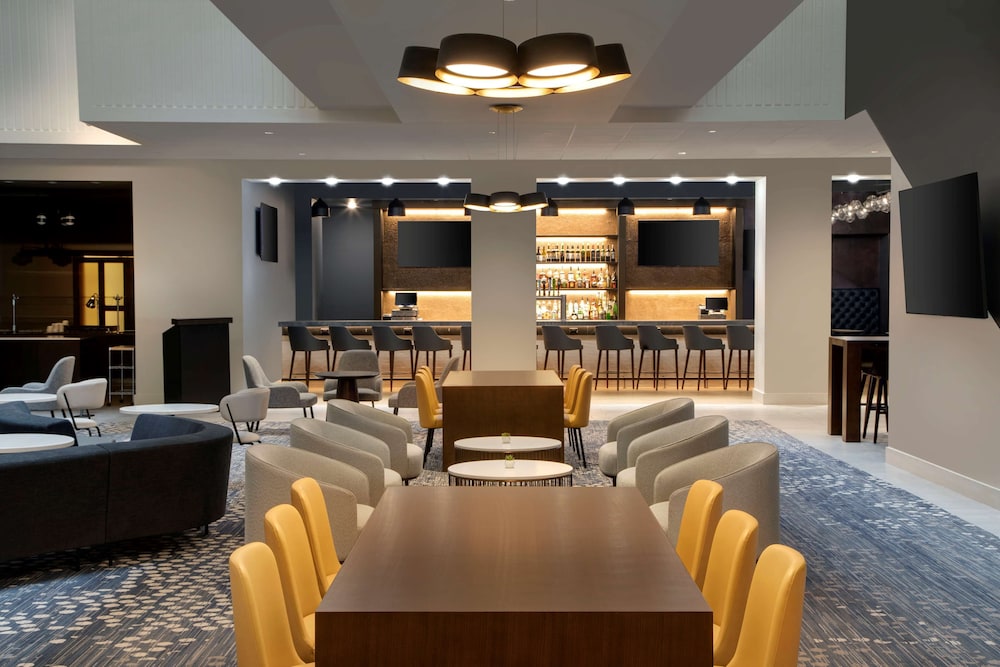 Hyatt Regency Milwaukee 43/73