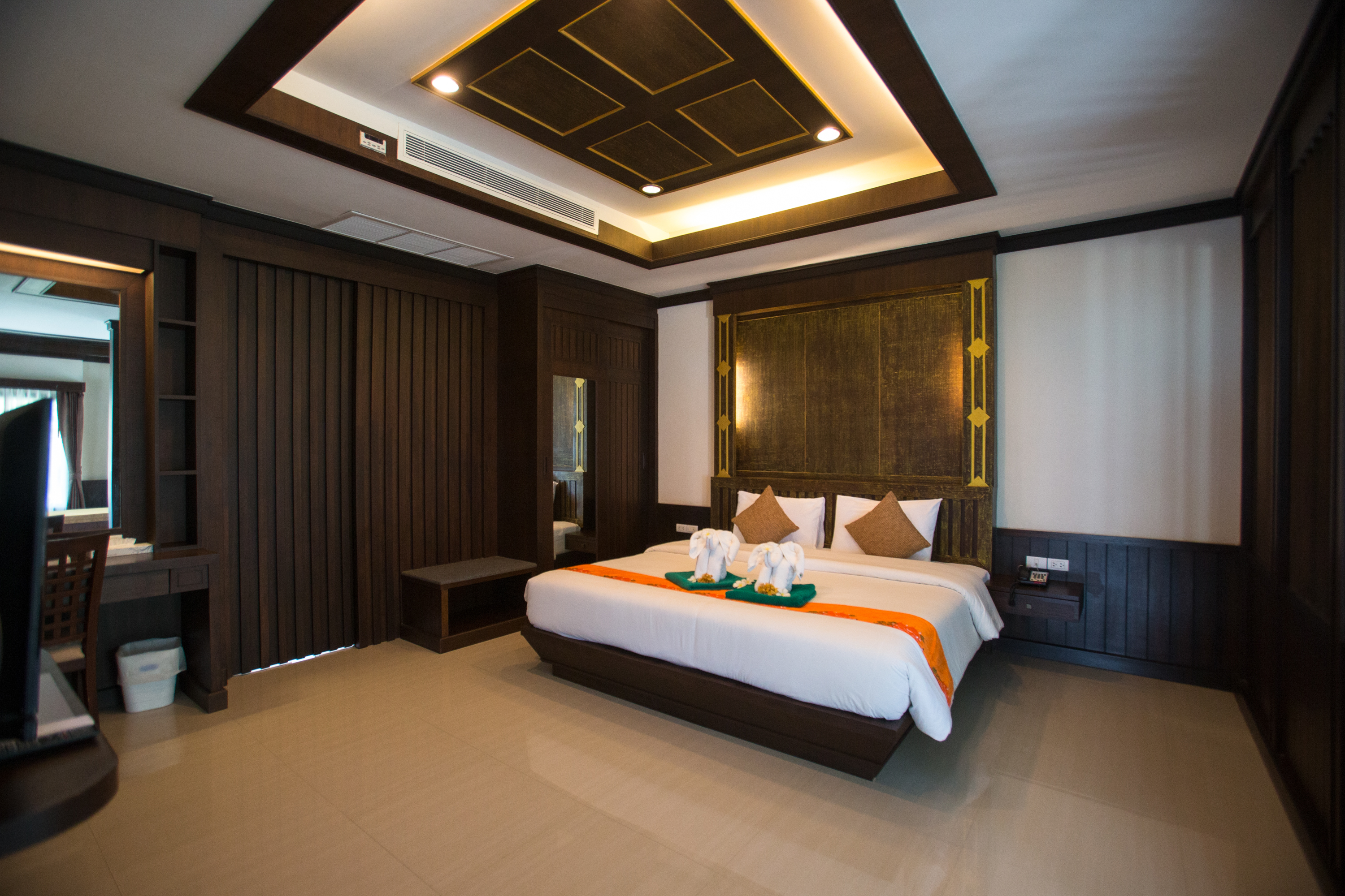 Hotel and Beach Bungalow at Lanta Resort 19/55