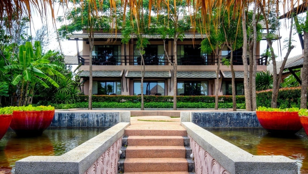 Purimuntra Resort And Spa 5/50