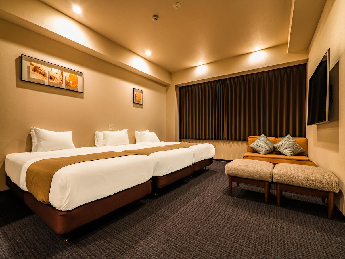 Exclusive, Suite, Twin Beds, Hot Tub, Middle Floor