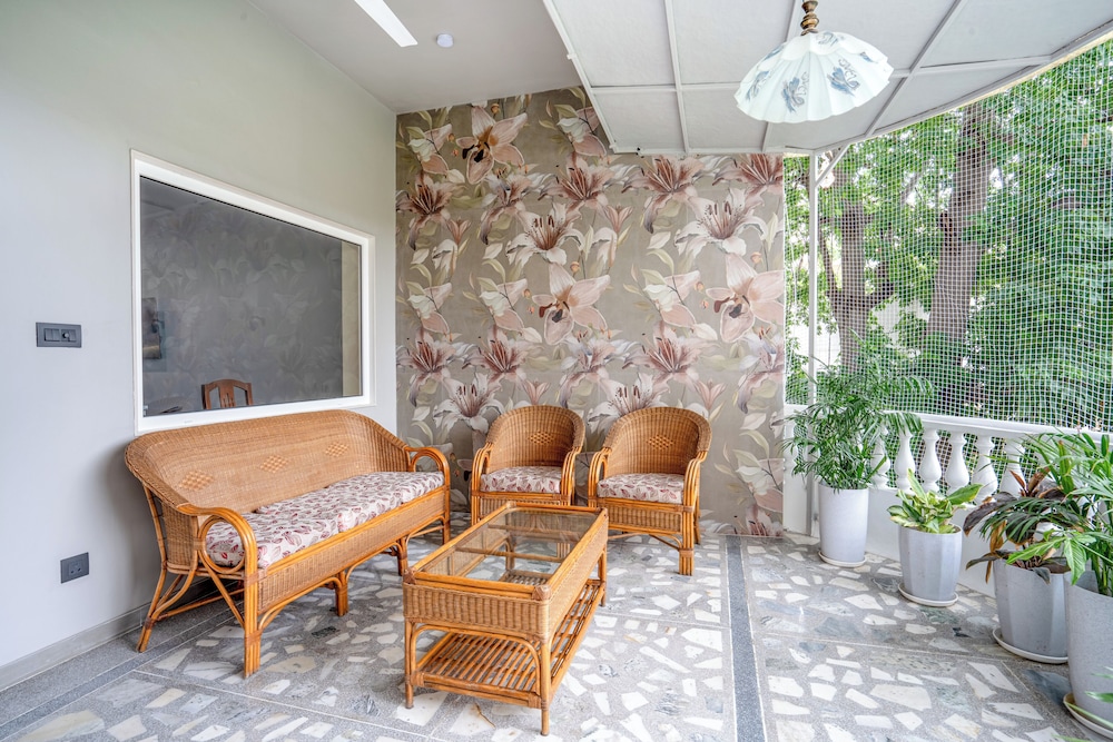 GiriSadan Homestay 10/50