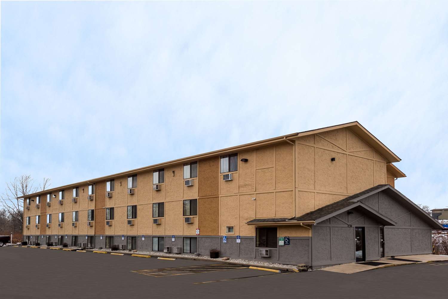 Super 8 Dubuque Galena Area 2/20