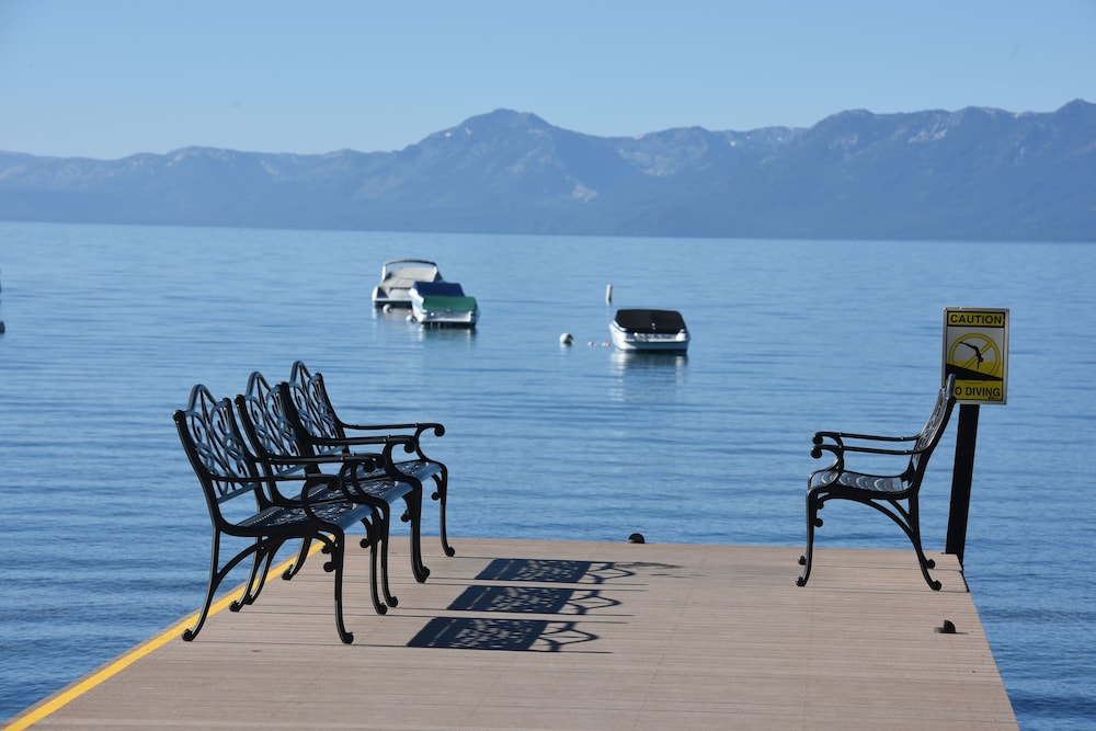 Franciscan Lakeside Lodge 66/73