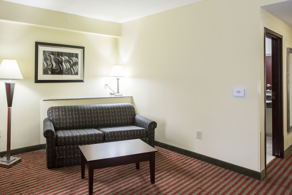 Comfort Suites Mount Juliet 37/57