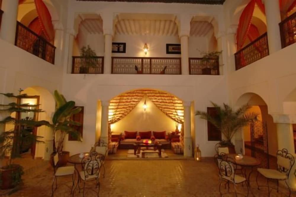 RIAD CANNELLE 11/56