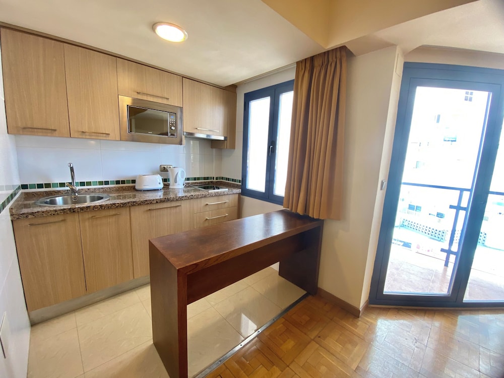 Apartamentos MS Puerto Marina 11/50