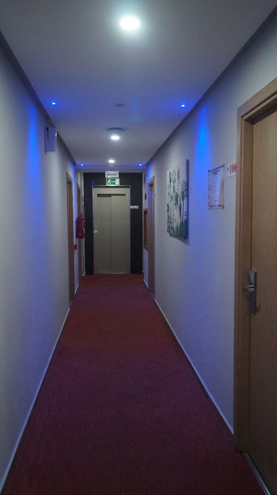 Hotel Le Musee 43/48