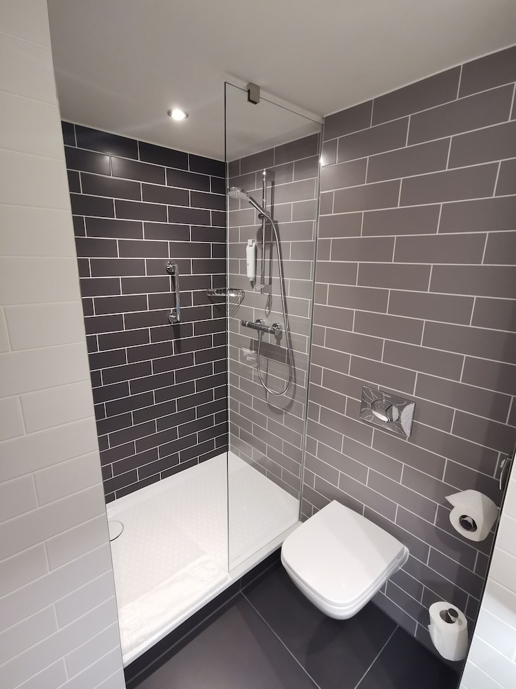 Holiday Inn Express Bridgwater 16/41