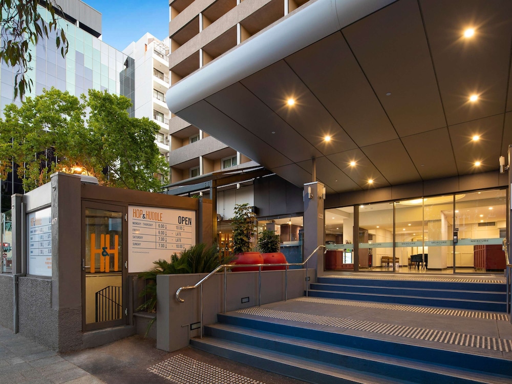 Mercure Perth on Hay 4/50