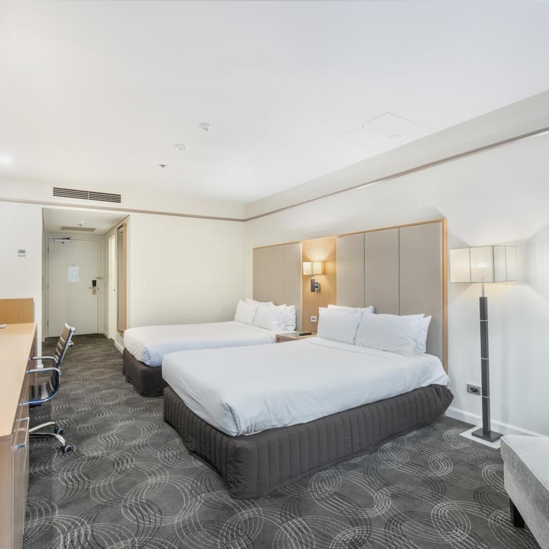 City, Superior, Double or Twin Bed، Stamford Plaza Adelaide 2/9