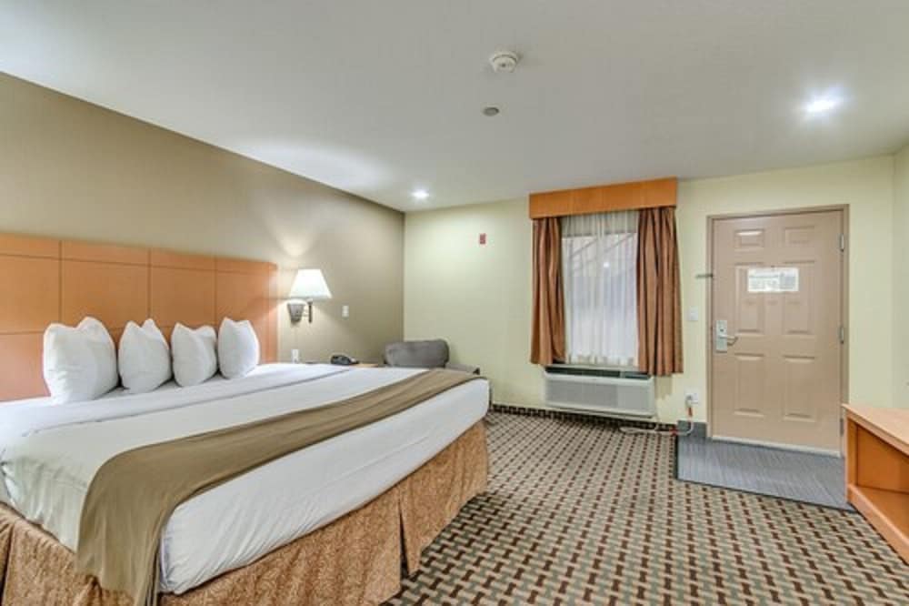 Days Inn by Wyndham Lubbock South 7/31