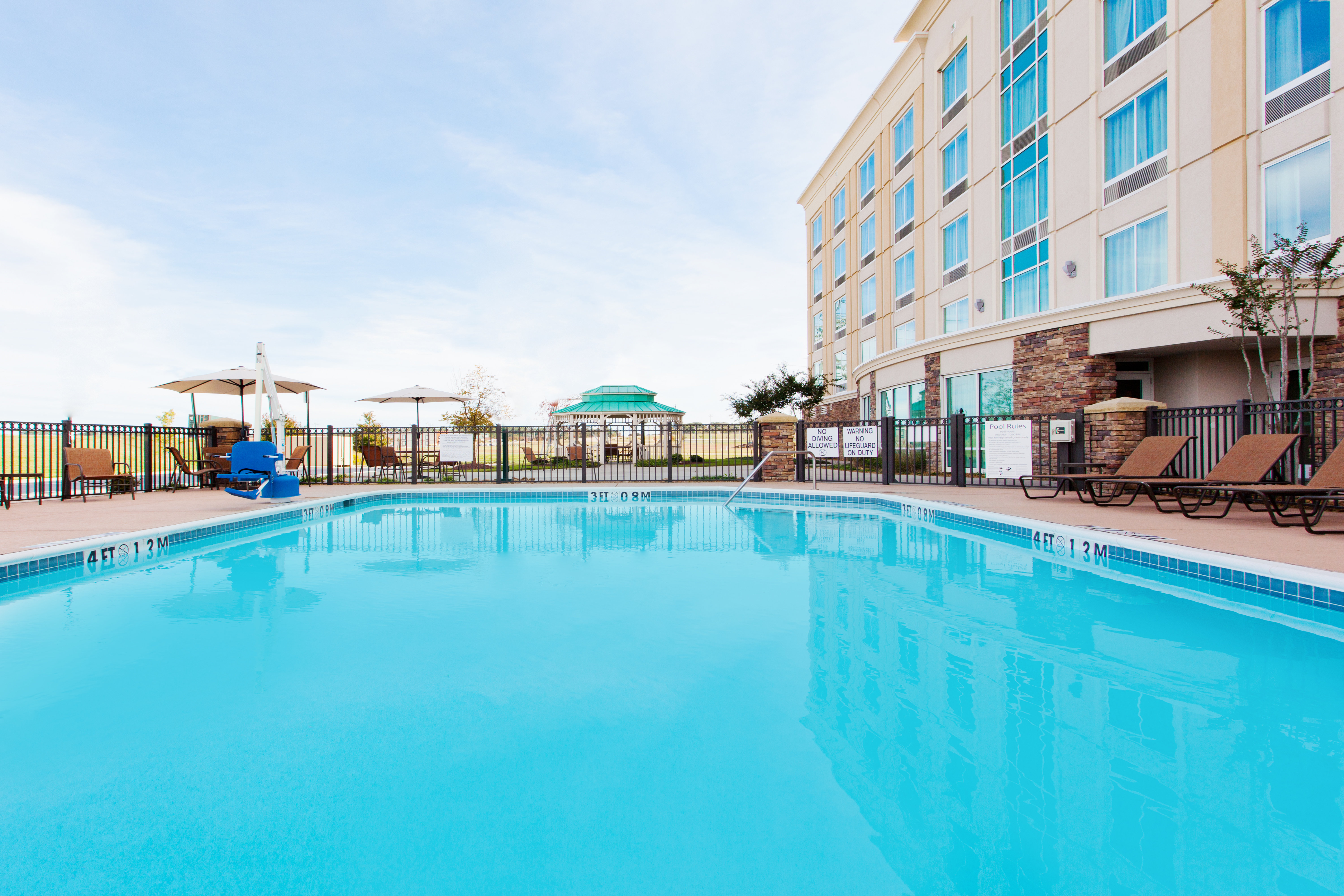 Holiday Inn Express Hotel And Suites Jackson Northeast 7/55