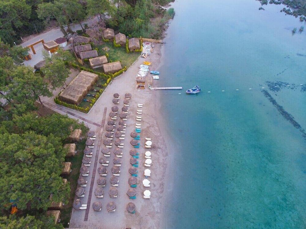 Green Pine Beach & Bungalows Luxury Concept 37/50