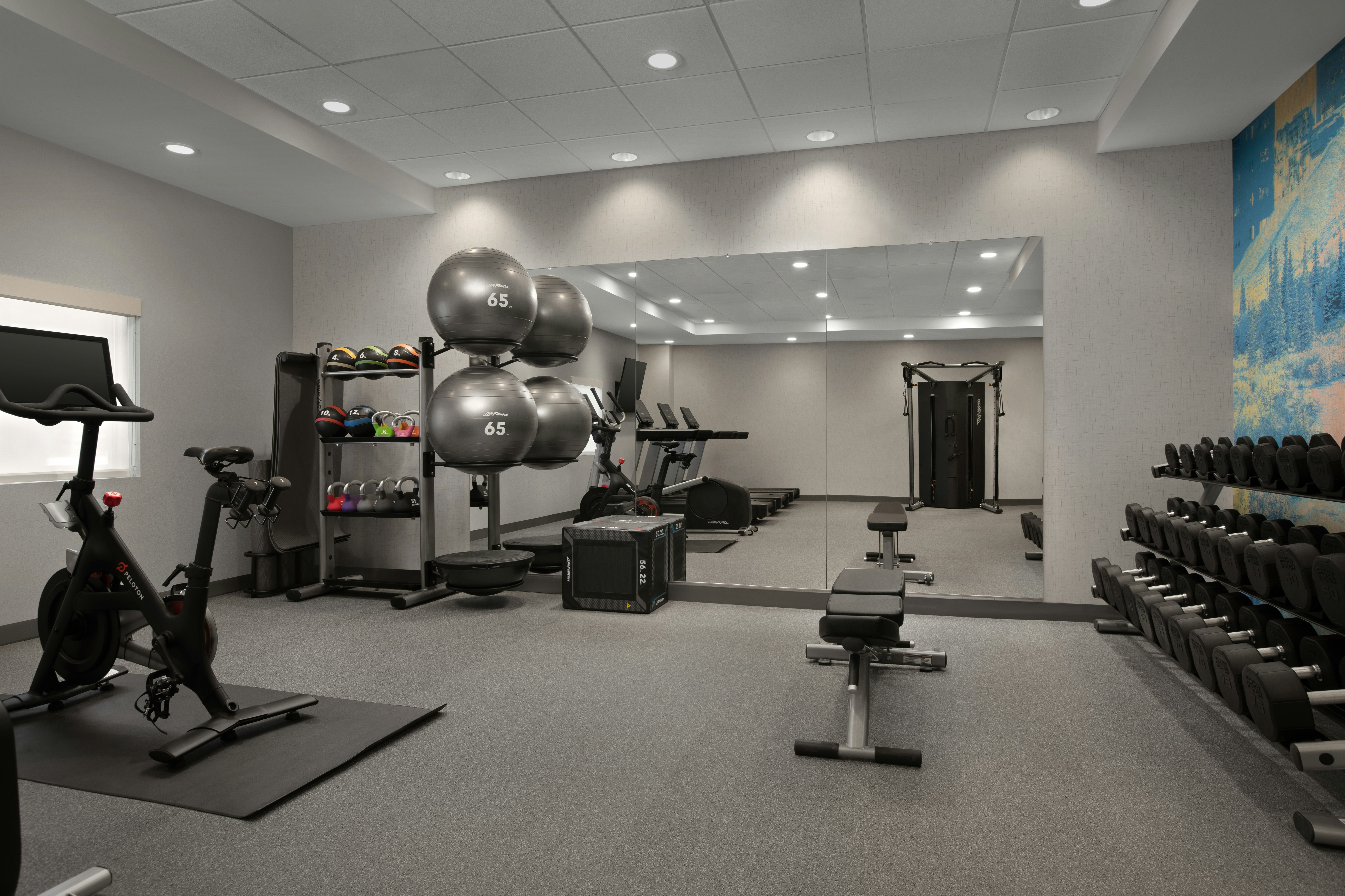 Home2 Suites by Hilton Anchorage/Midtown 32/62