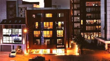 Asia Business Suites 6/50