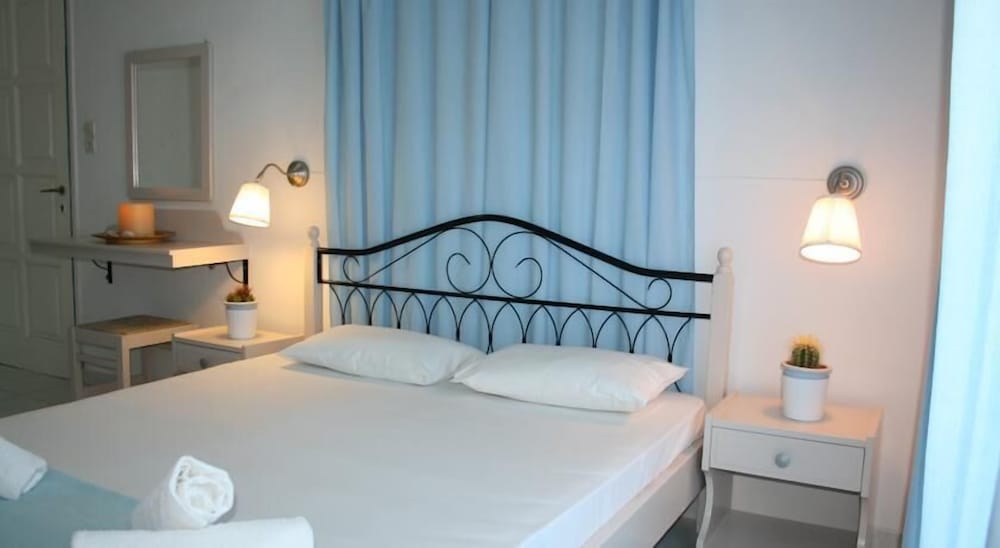Hotel Agnanti 8/24