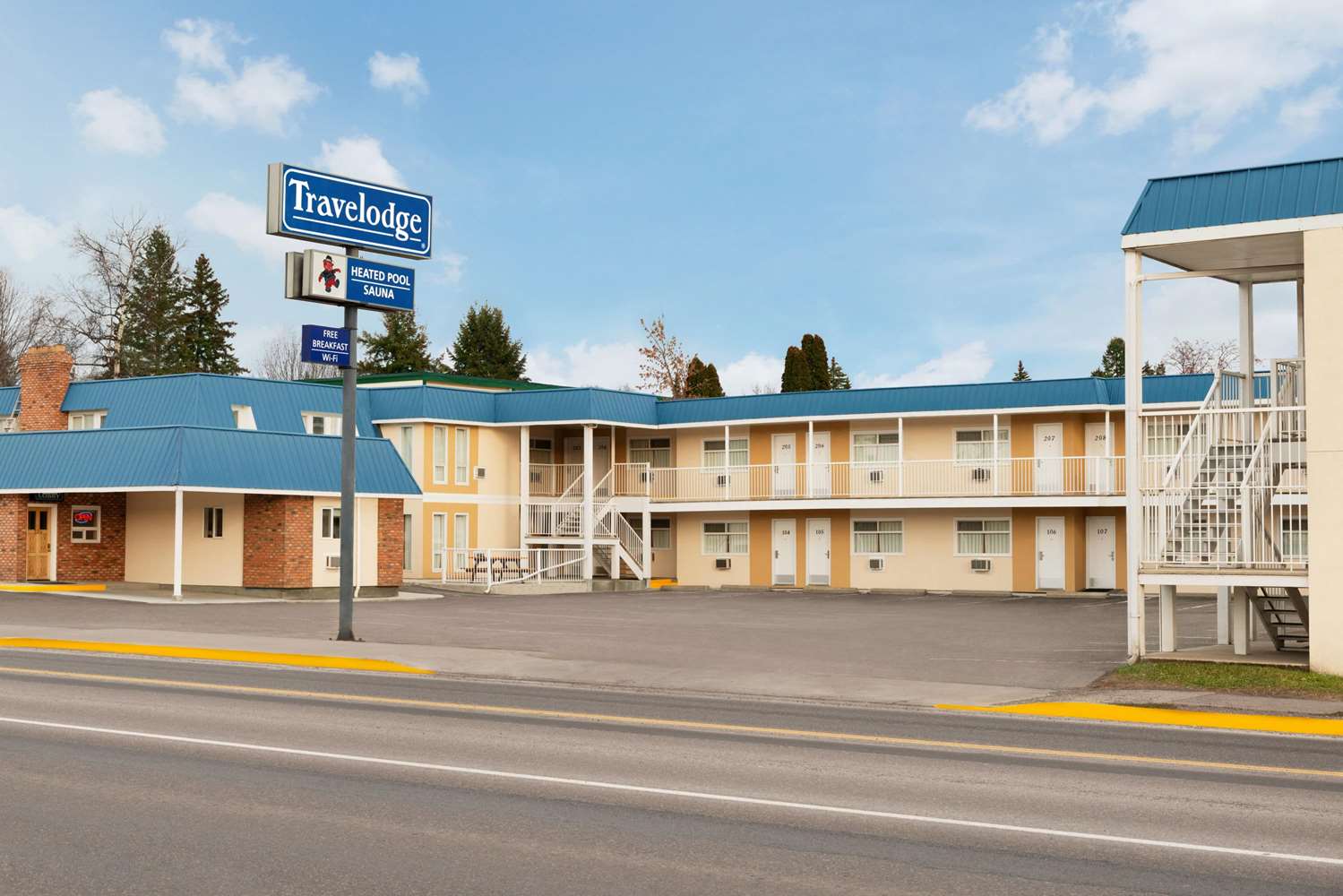 Travelodge by Wyndham Quesnel 1/10
