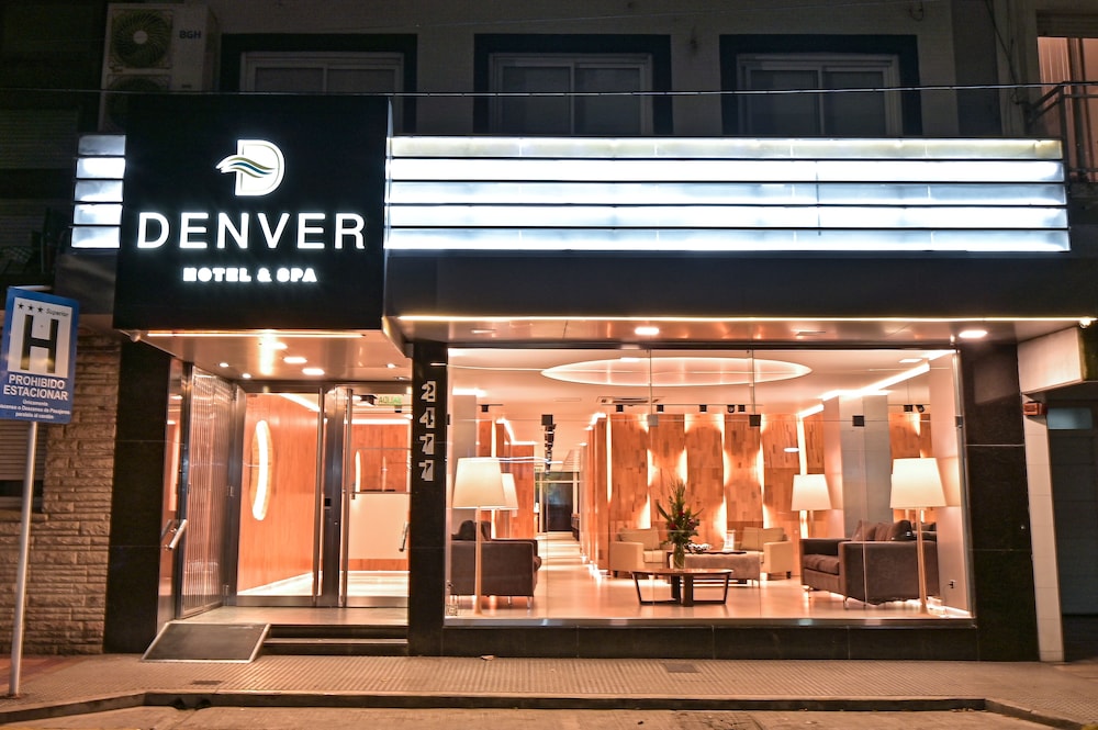 Denver Hotel 2/50