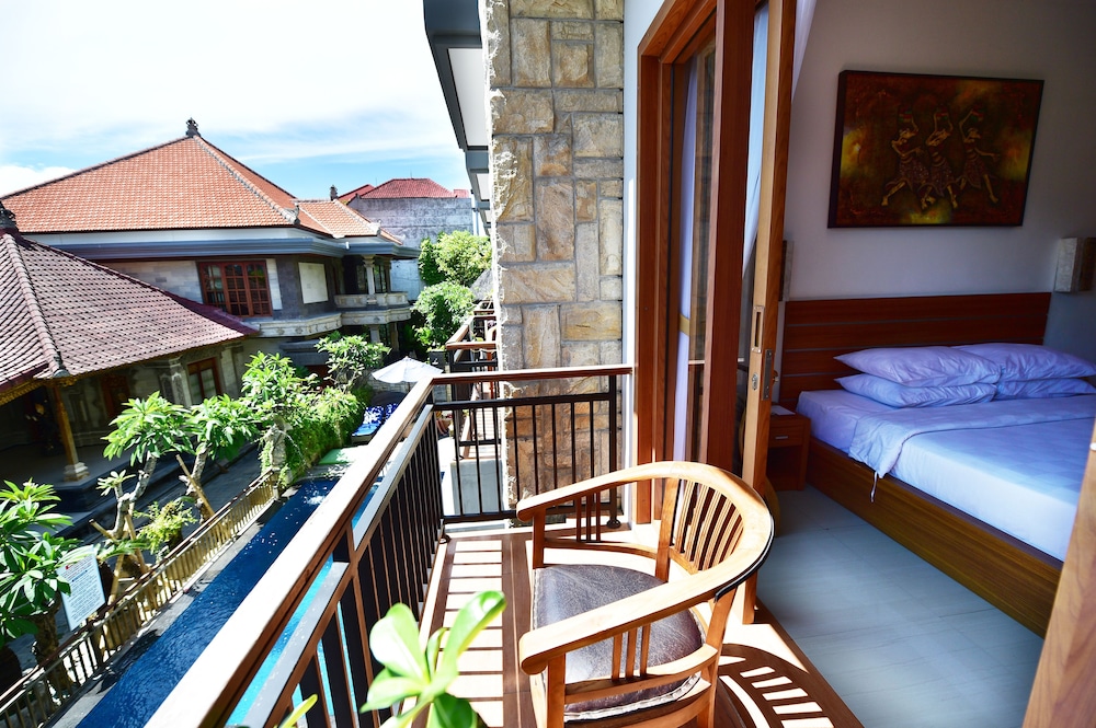 Satriya Cottage 47/82