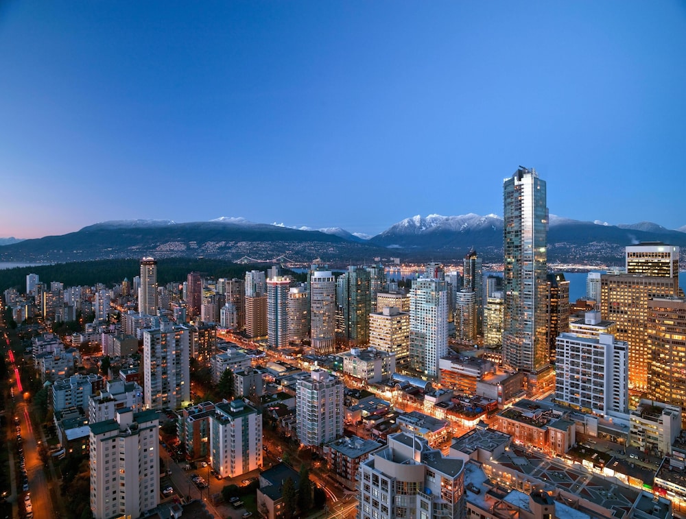 Hyatt Vancouver Downtown Alberni 59/63