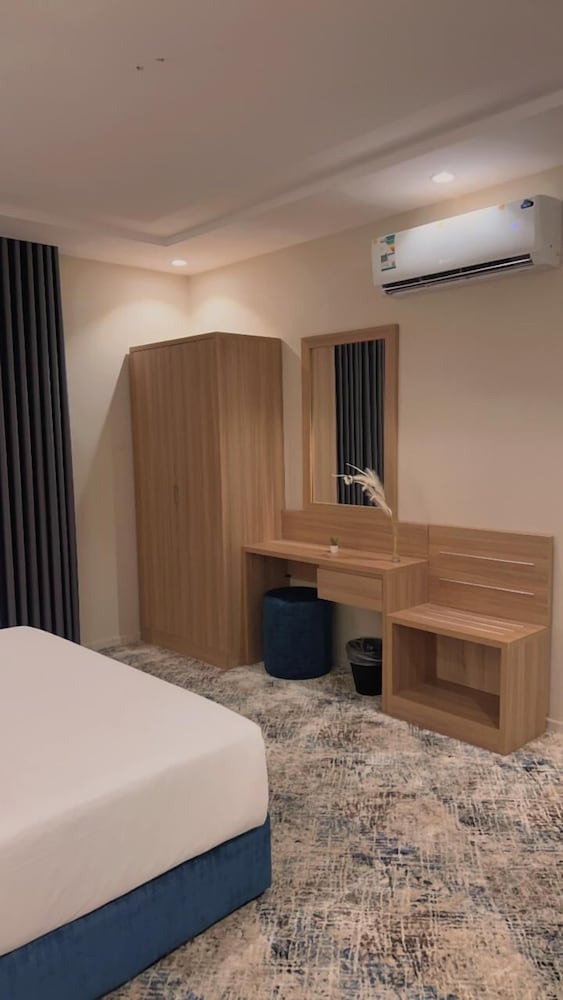 Holiday Plus Mishrifah Apartments 16/36