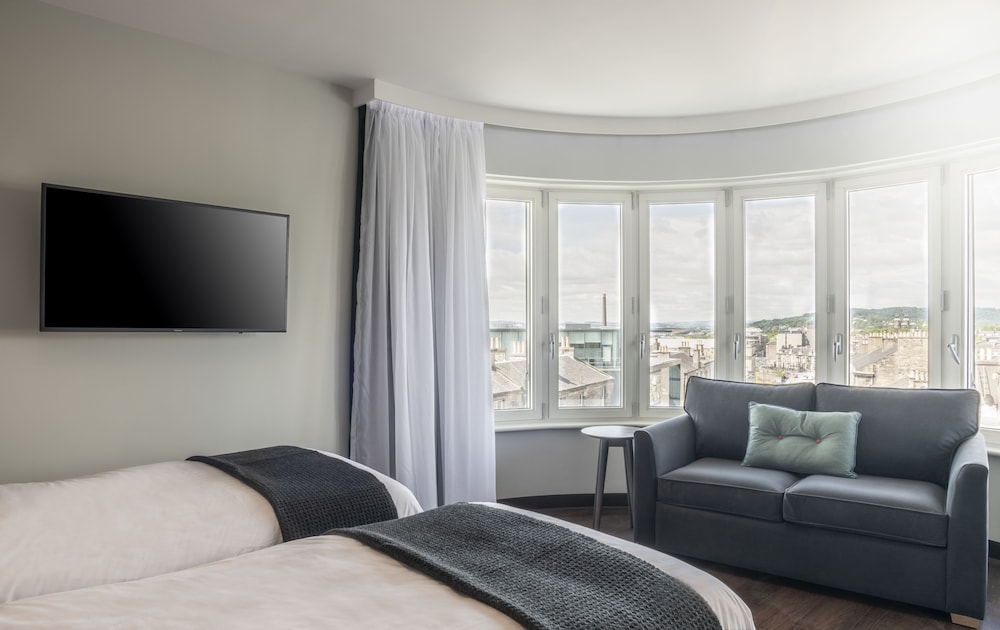 Point A Hotel Edinburgh Haymarket 33/50