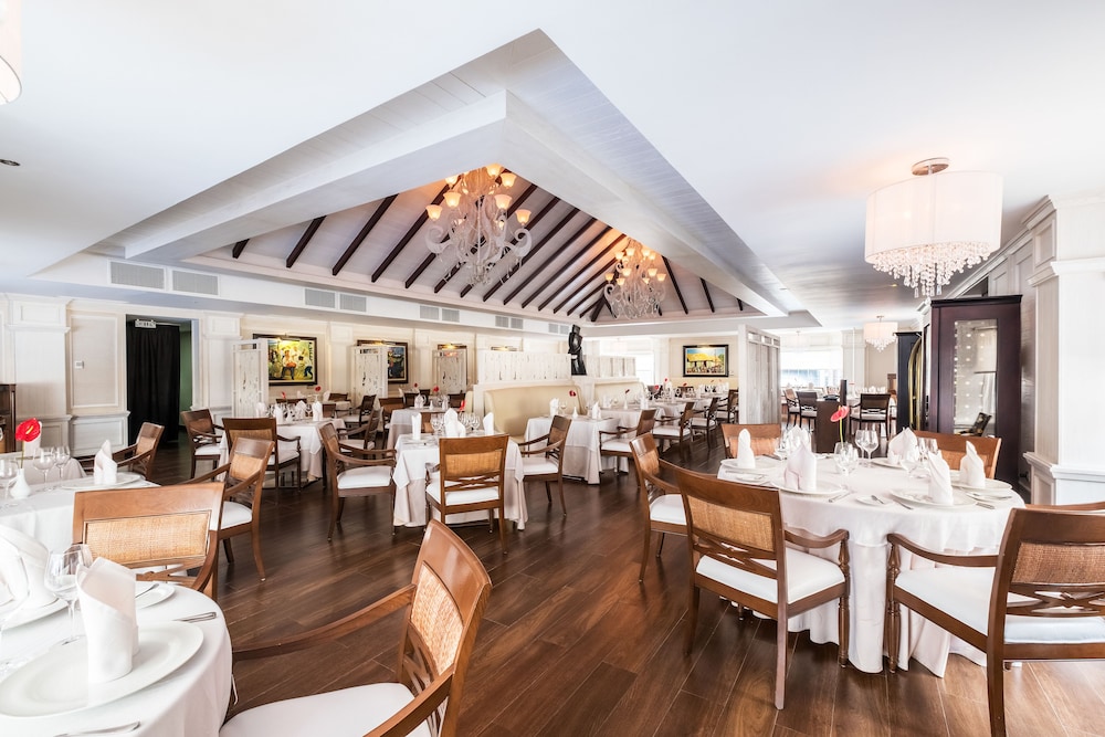 Barcelo Bavaro Beach - Adults Only 32/46