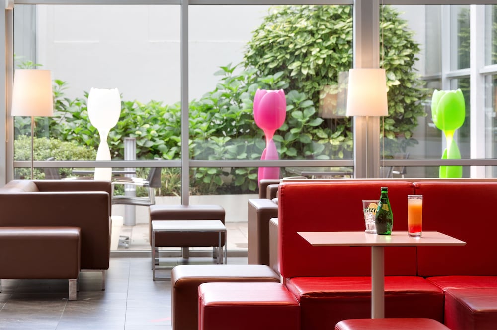 Hotel Mediterranee 58/67