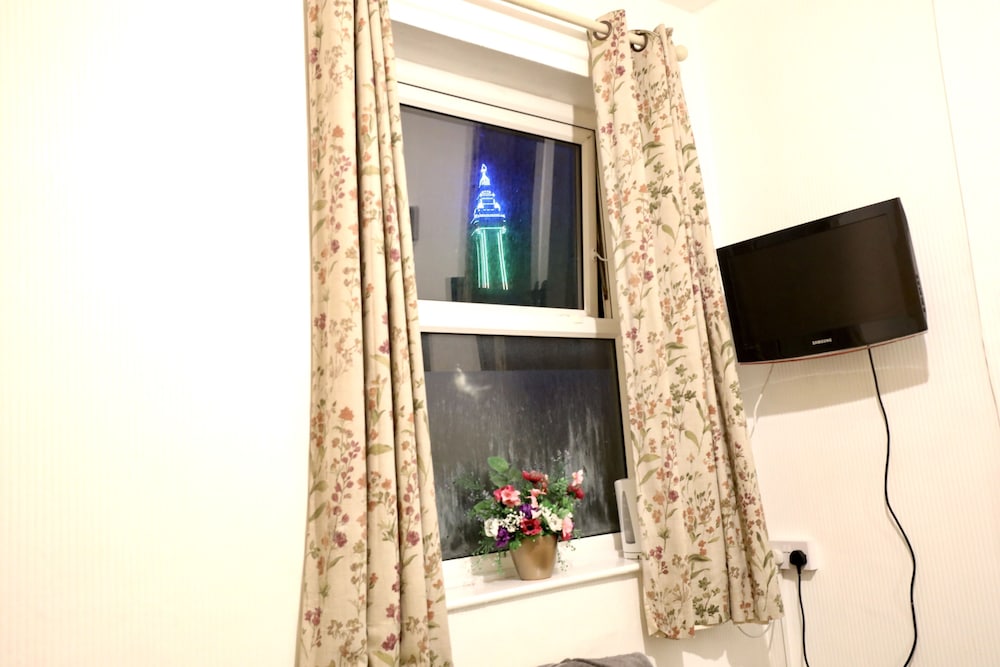 Blackpool Central Hotel 11/50