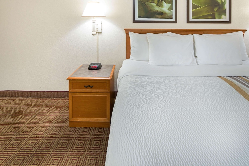 La Quinta Inn San Diego Miramar 17/37
