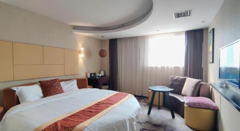Thank Inn Plus Hotel (He'nan Zhoukou Chuanhui District Red Star Macalline) 22/49