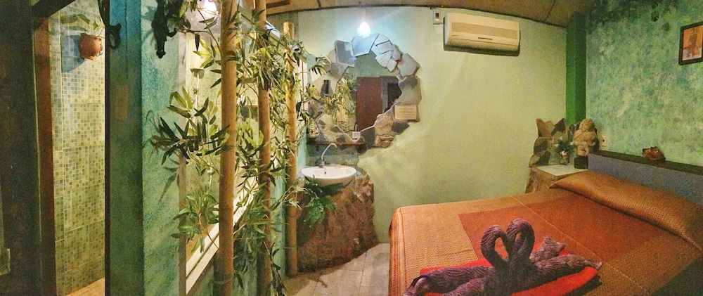Shanti Lodge Bangkok 46/70