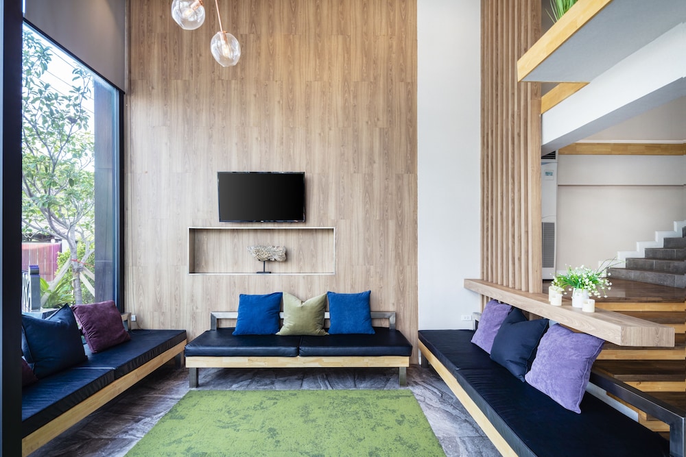 Narra Hotel 5/40