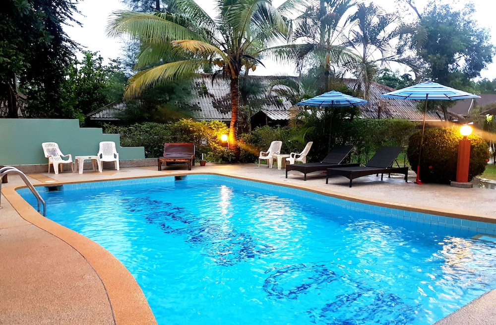 Mild Garden View Resort 7/55
