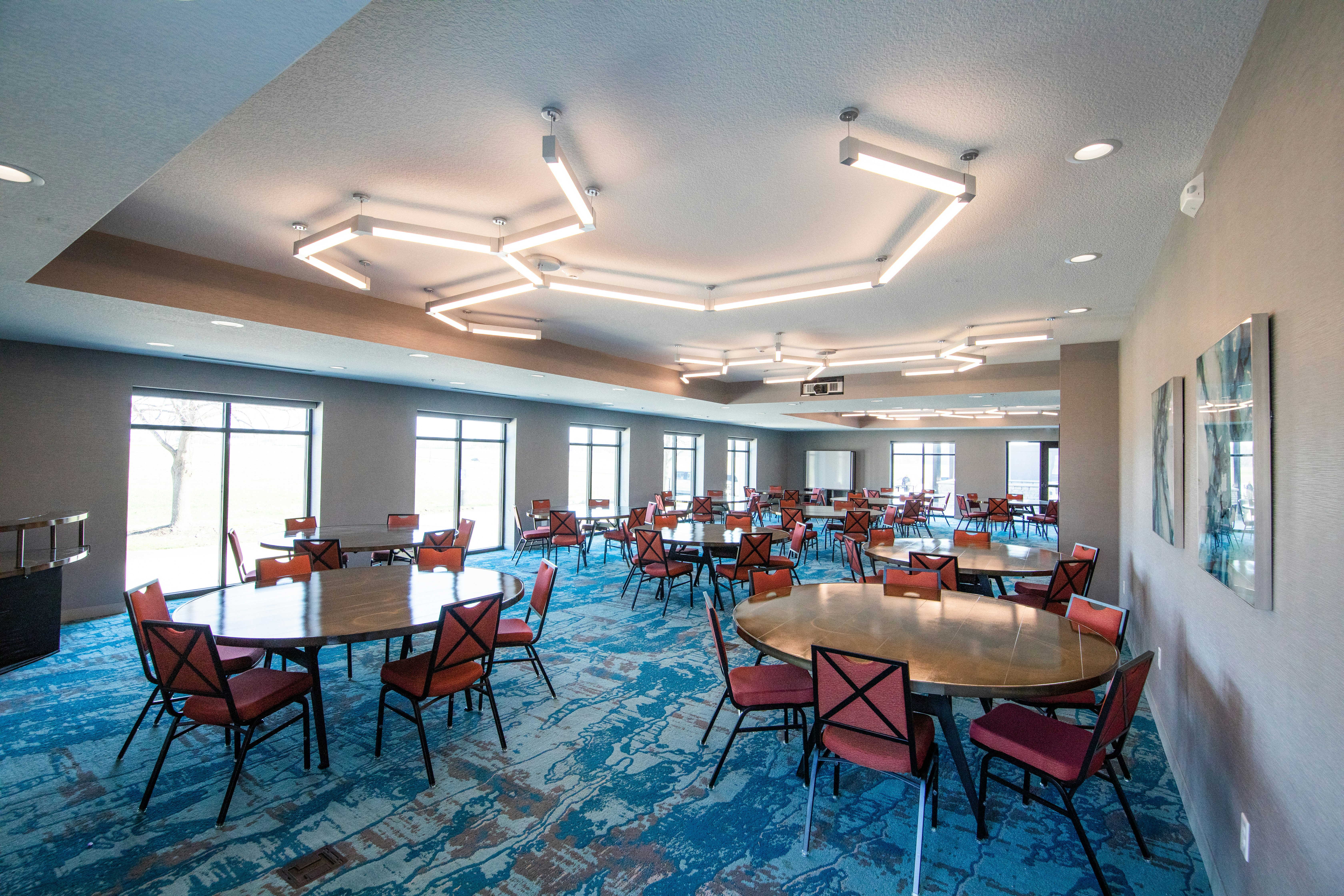 Hilton Garden Inn Des Moines Airport 50/78
