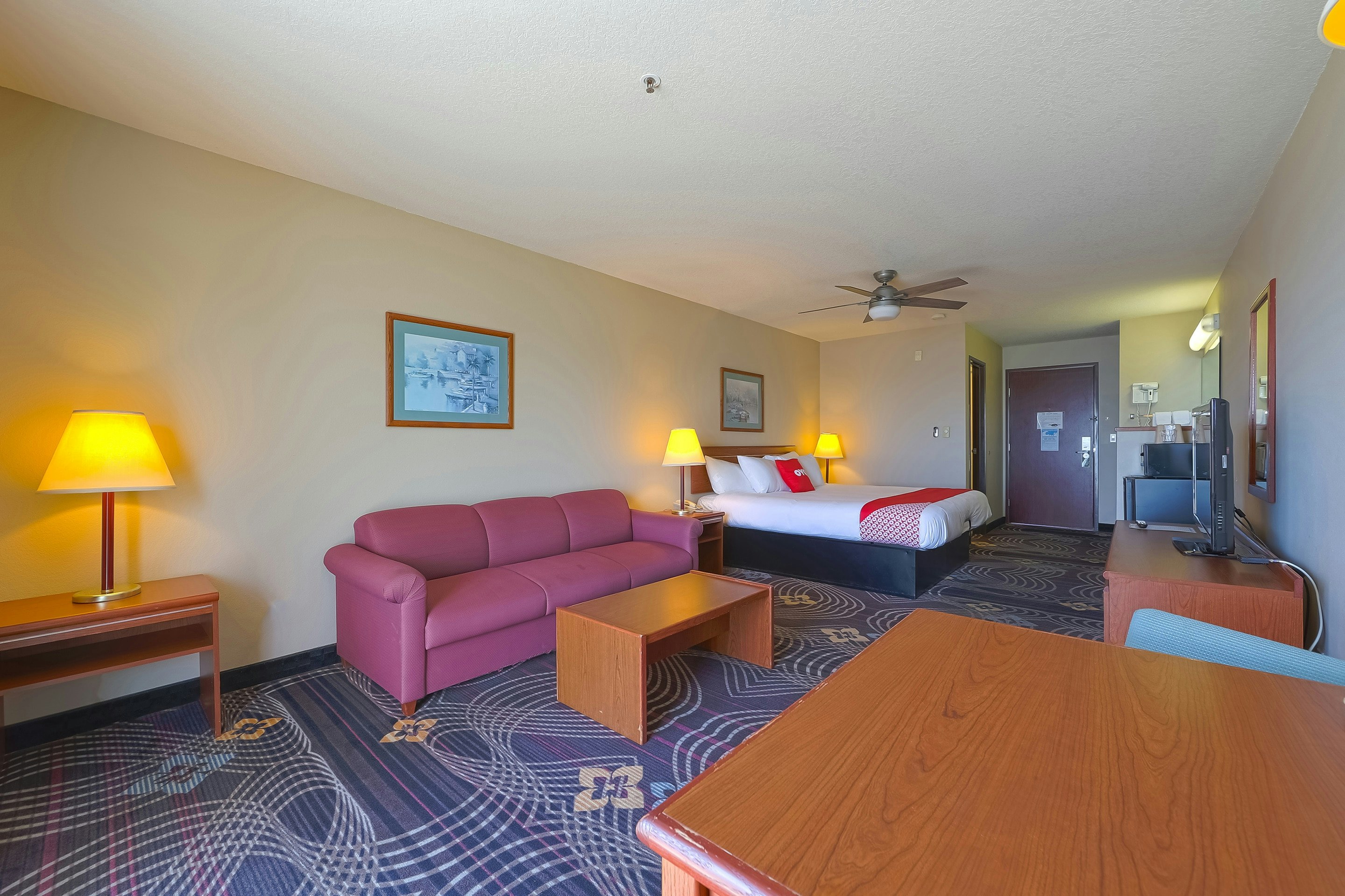 Siletz Bay Beachfront Hotel by OYO Lincoln City 44/71