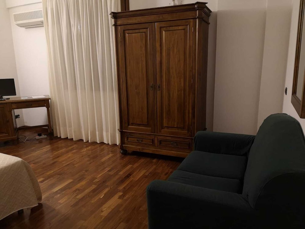 Hotel La Piazzetta 28/50