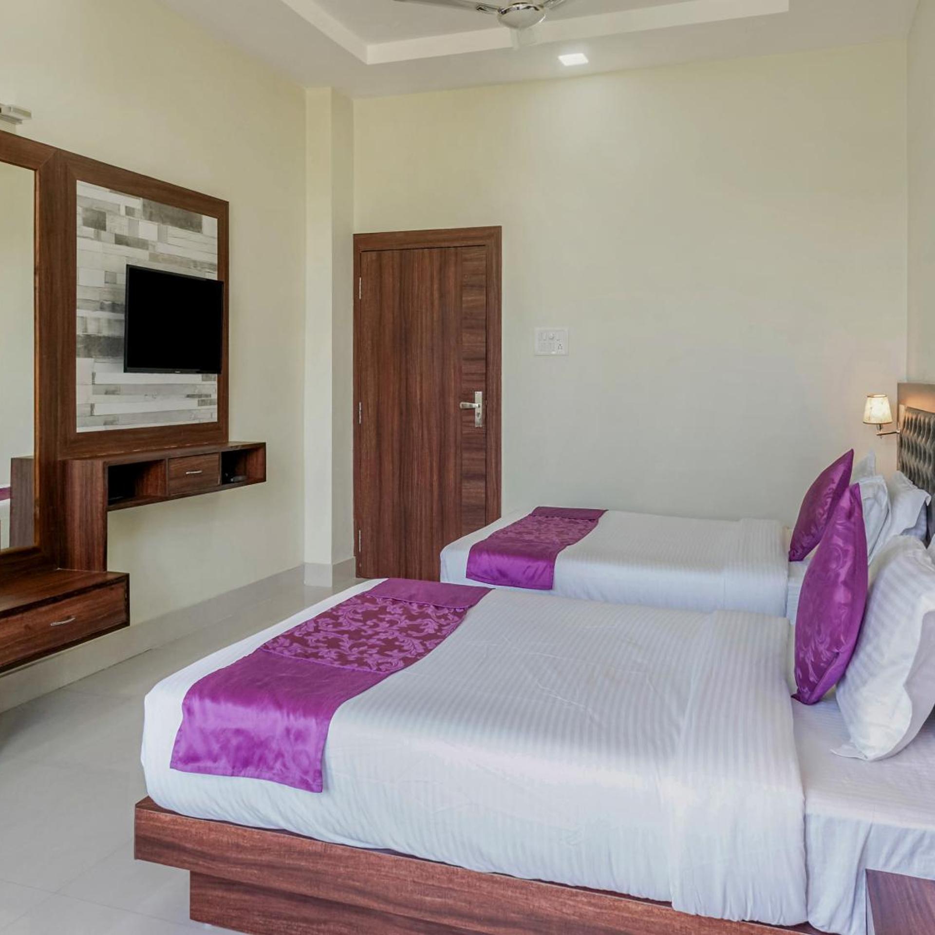 Pemaling Lords Eco Inn Guwahati 30/53