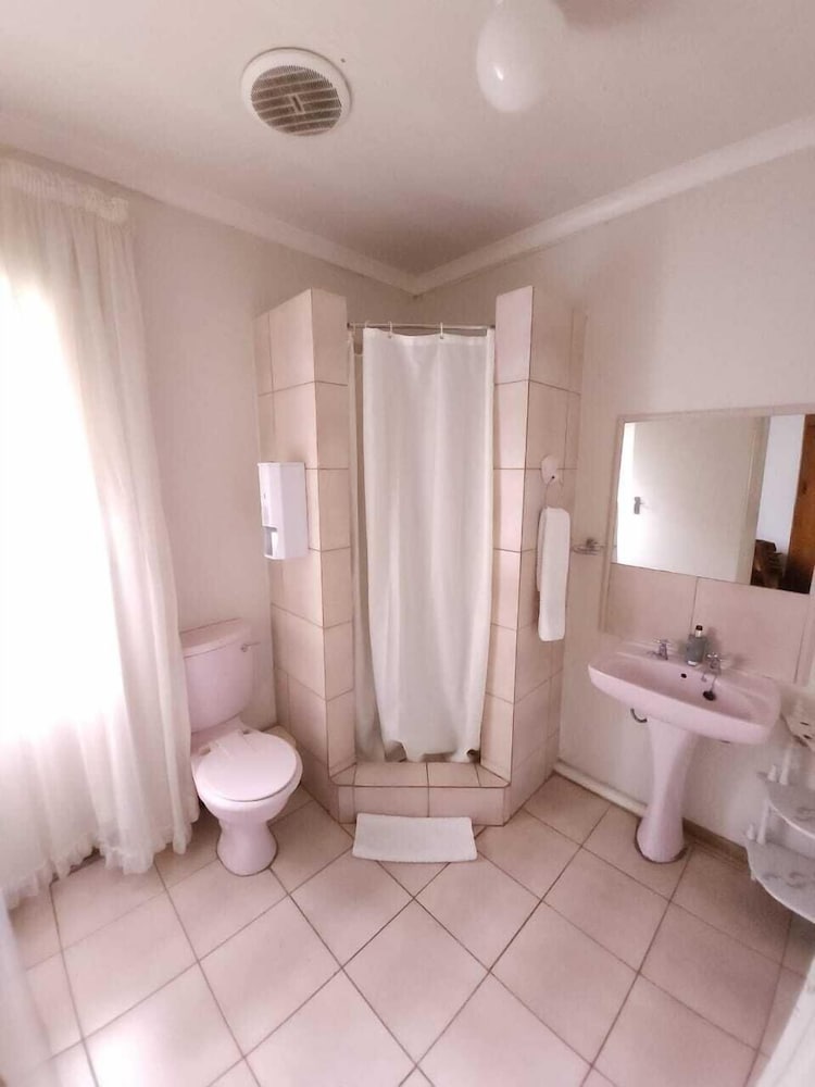 Rusplek Guesthouse Conference Centre & Spa 47/50