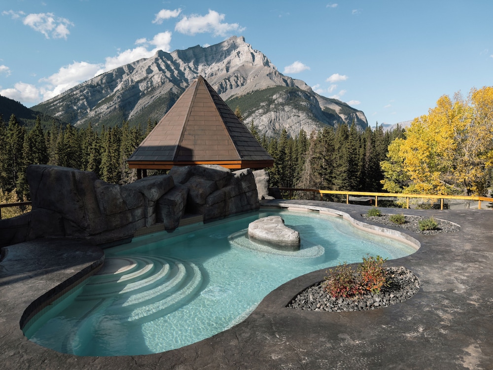 Hotel Canoe & Suites 58/59