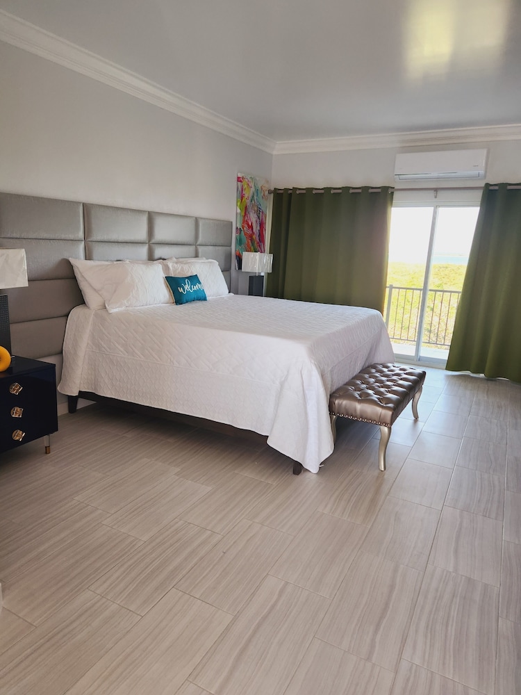 Harbor Breeze Villas 18/64