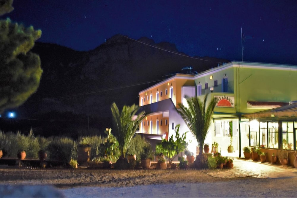 Lefkorama in KARPATHOS