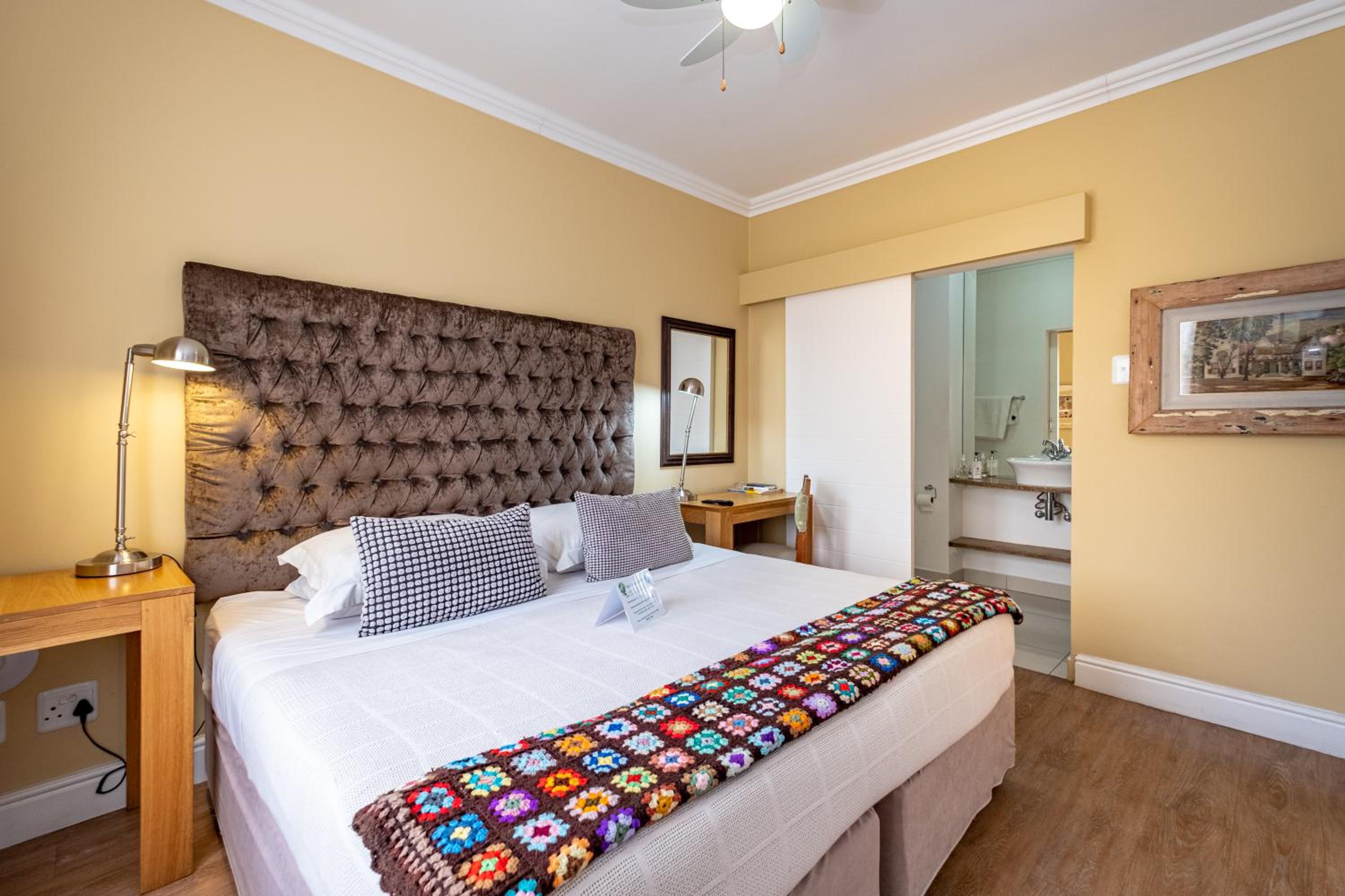 17onWellington Suites 15/51